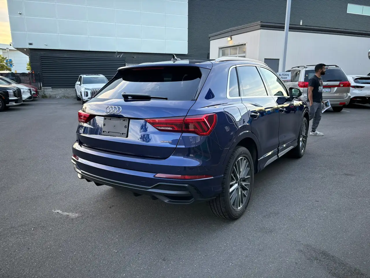Audi Q3 снимка Audi Q3