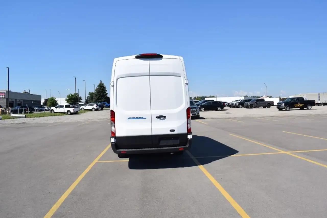 Ford E-Transit fotografie Ford E-Transit