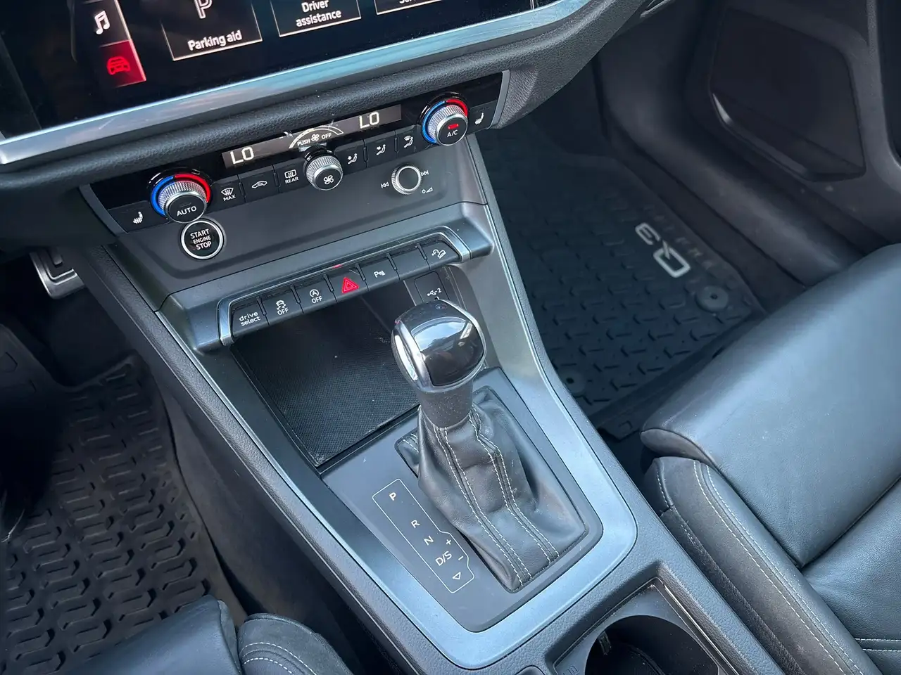 Audi Q3 снимка Audi Q3