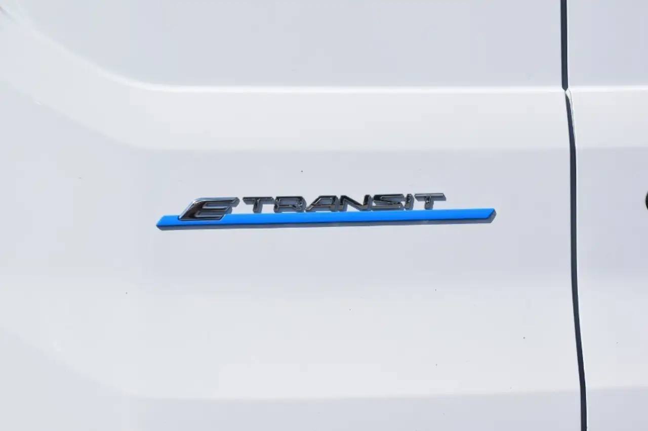 Ford E-Transit fotografie Ford E-Transit