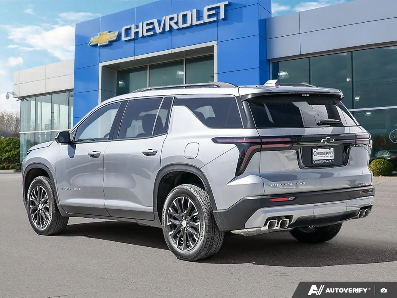 Chevrolet Traverse photo Chevrolet Traverse