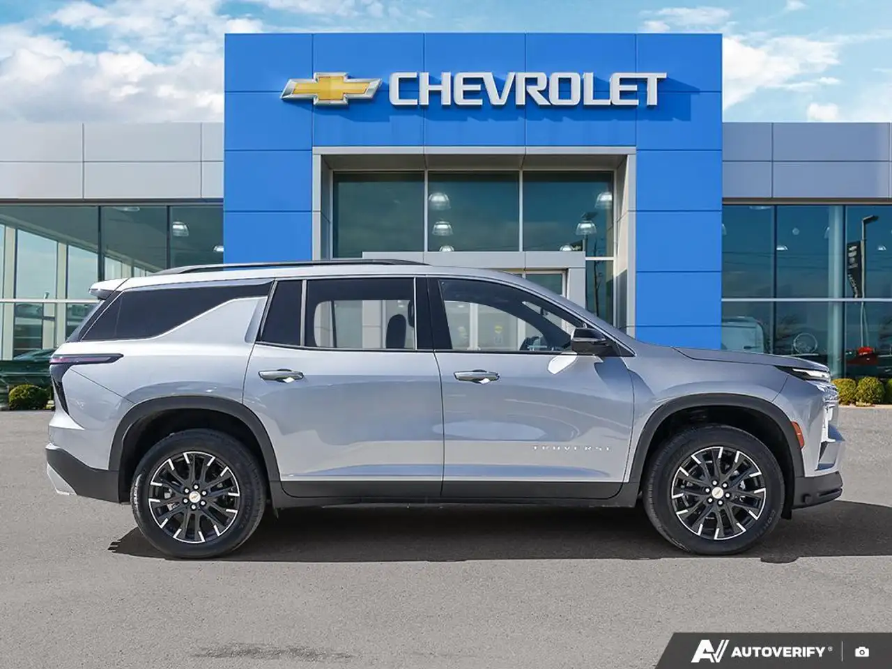 Chevrolet Traverse photo Chevrolet Traverse