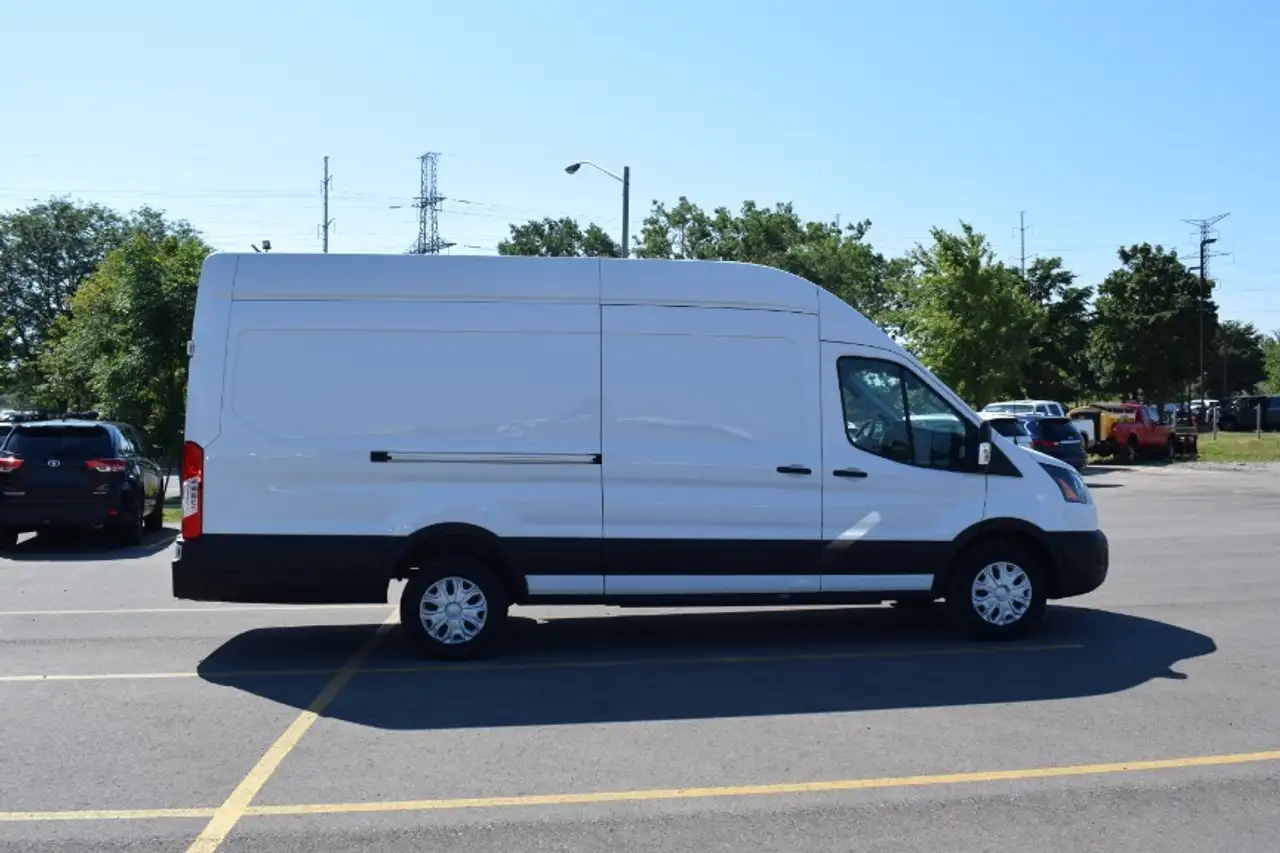 Ford E-Transit fotografie Ford E-Transit