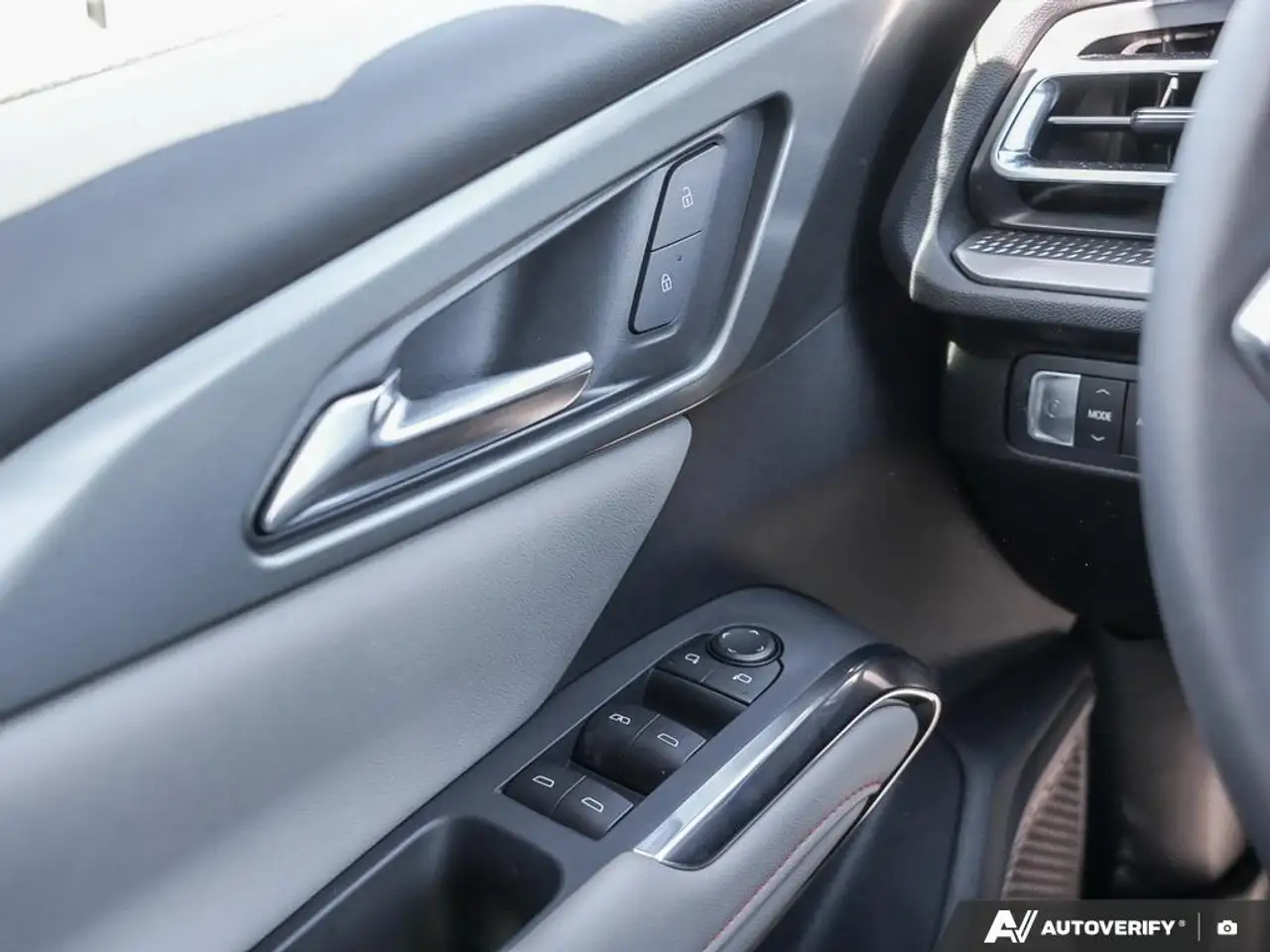 Chevrolet Traverse photo Chevrolet Traverse