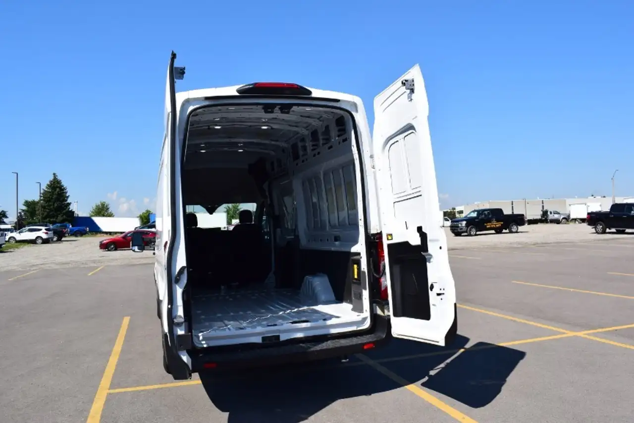 Ford E-Transit fotografie Ford E-Transit
