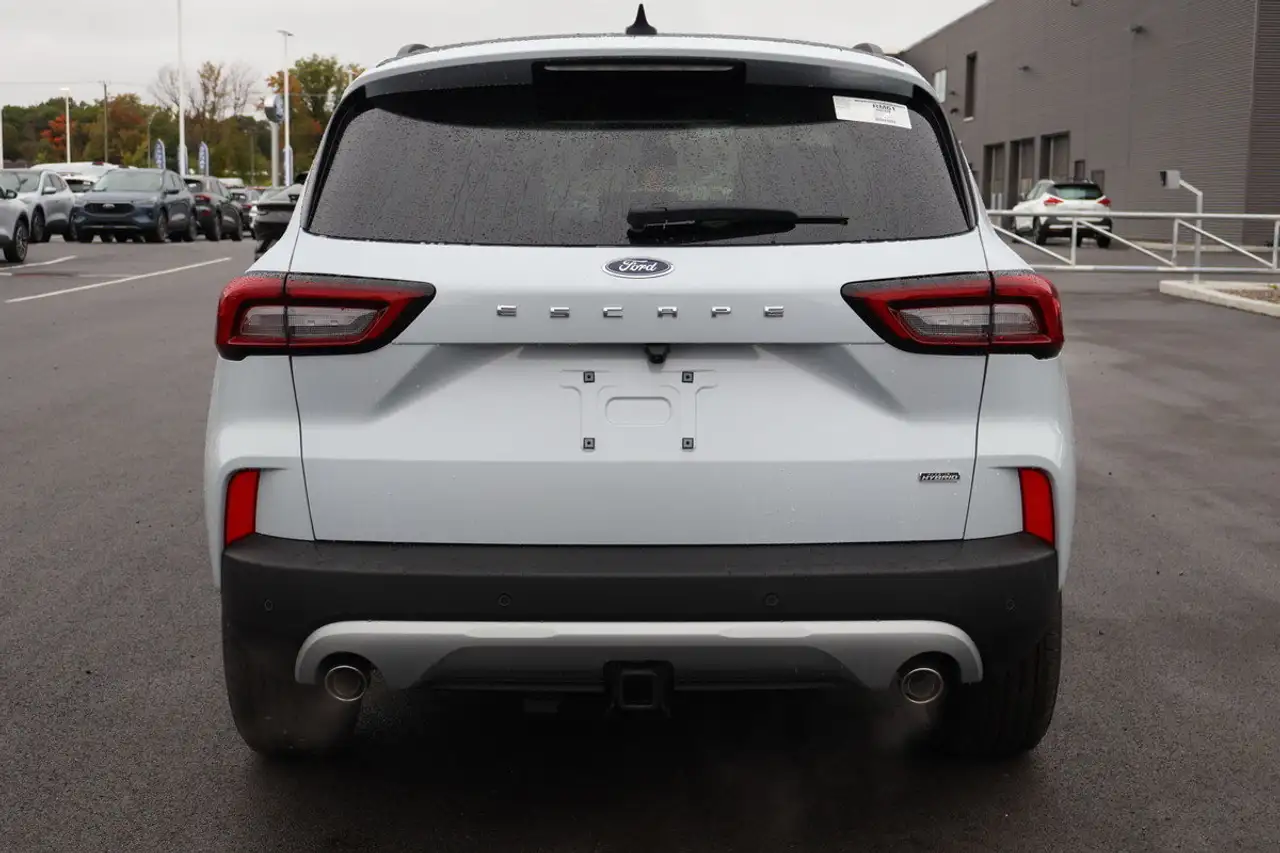 Ford Escape снимка Ford Escape