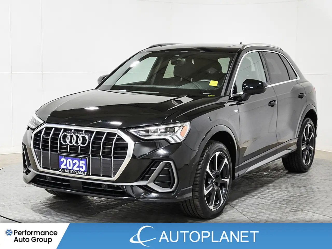 2025 Audi Q3 photo 2025 Audi Q3