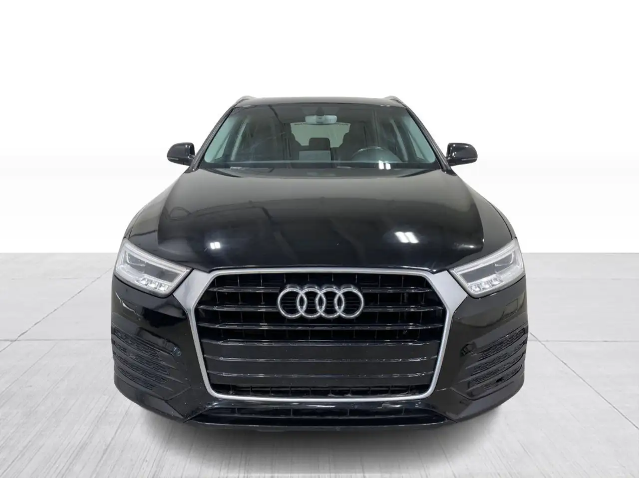 Audi Q3 снимка Audi Q3