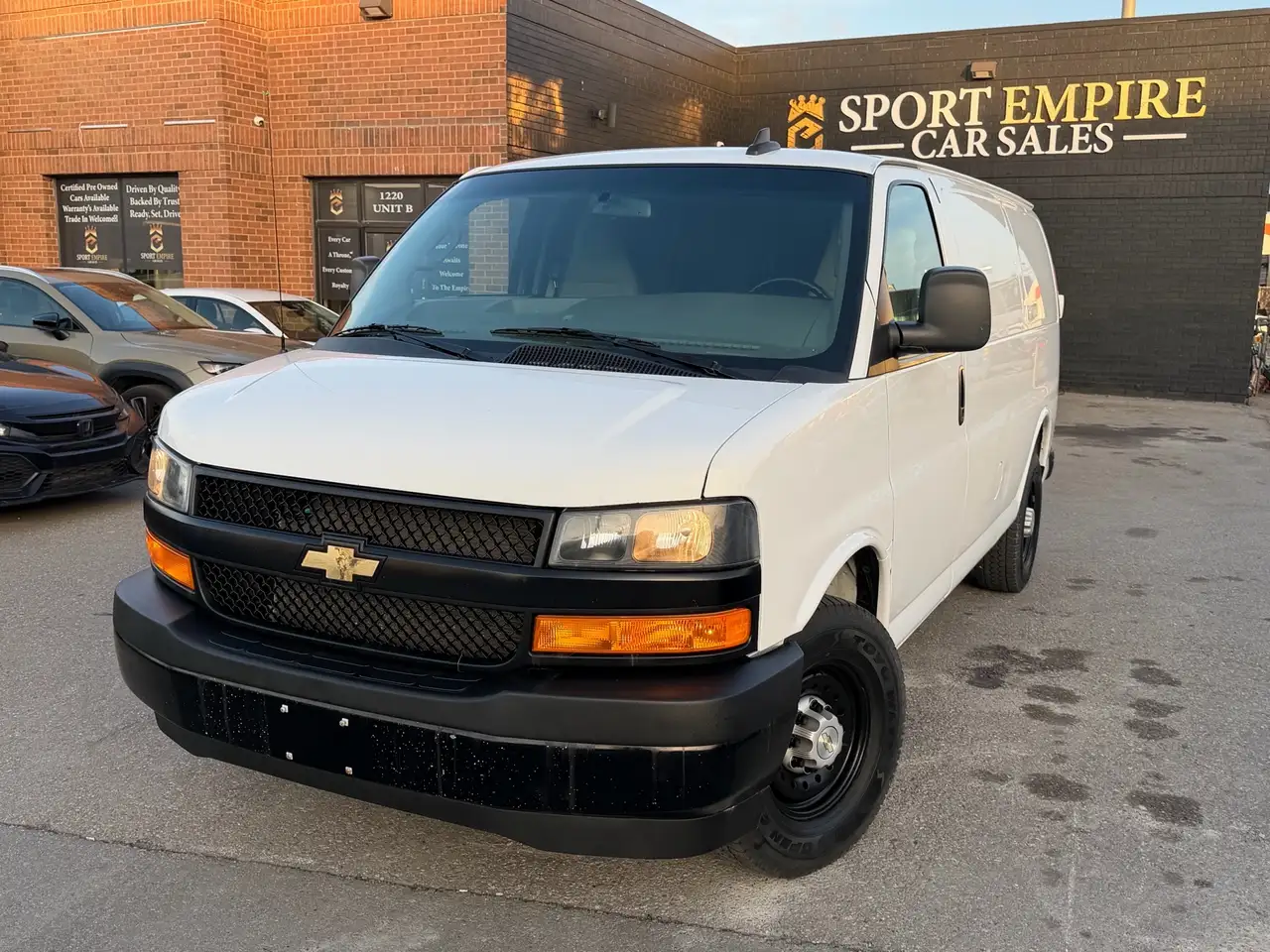 Chevrolet Express 2500 снимка Chevrolet Express 2500