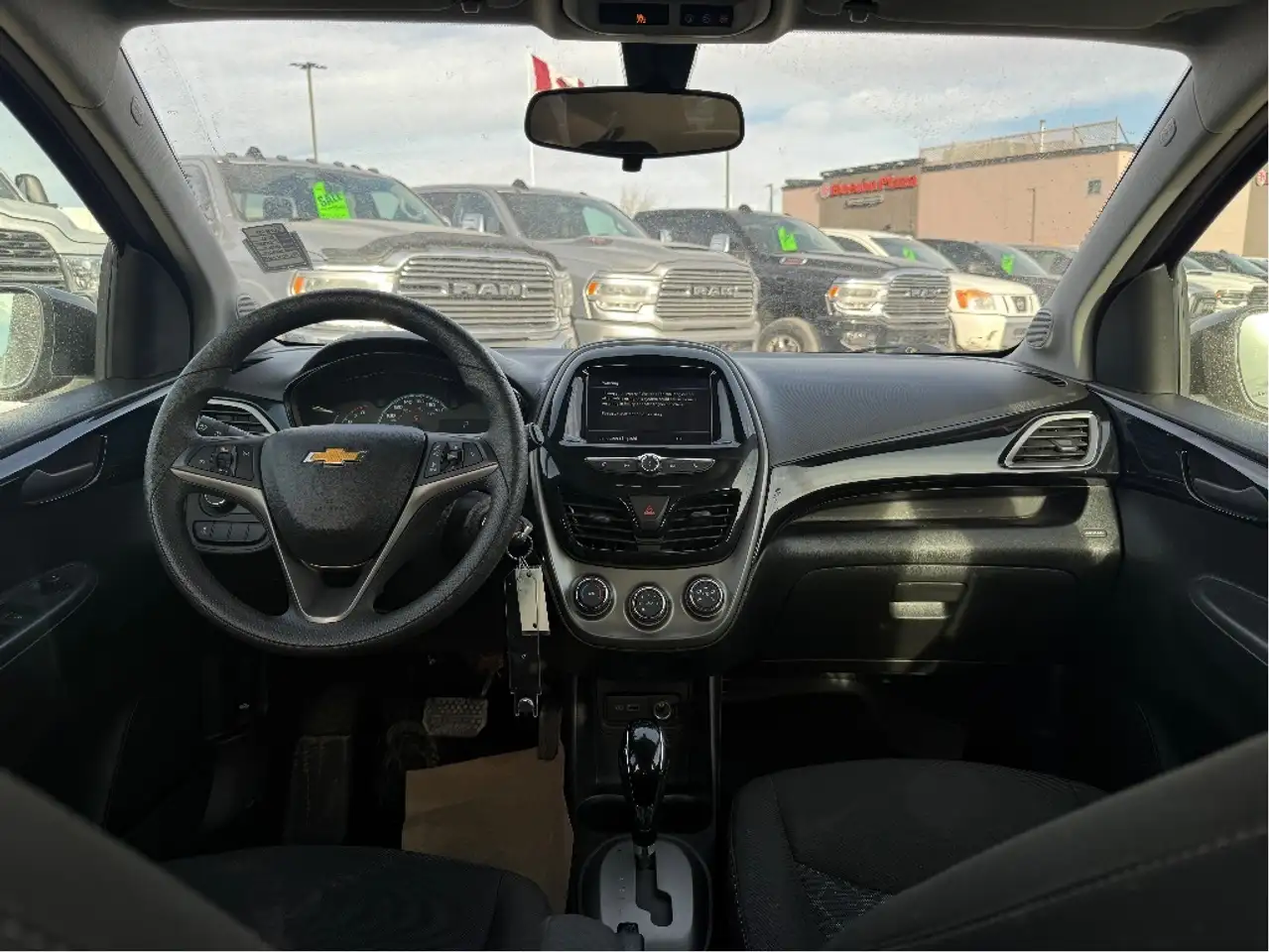 Chevrolet Spark снимка Chevrolet Spark