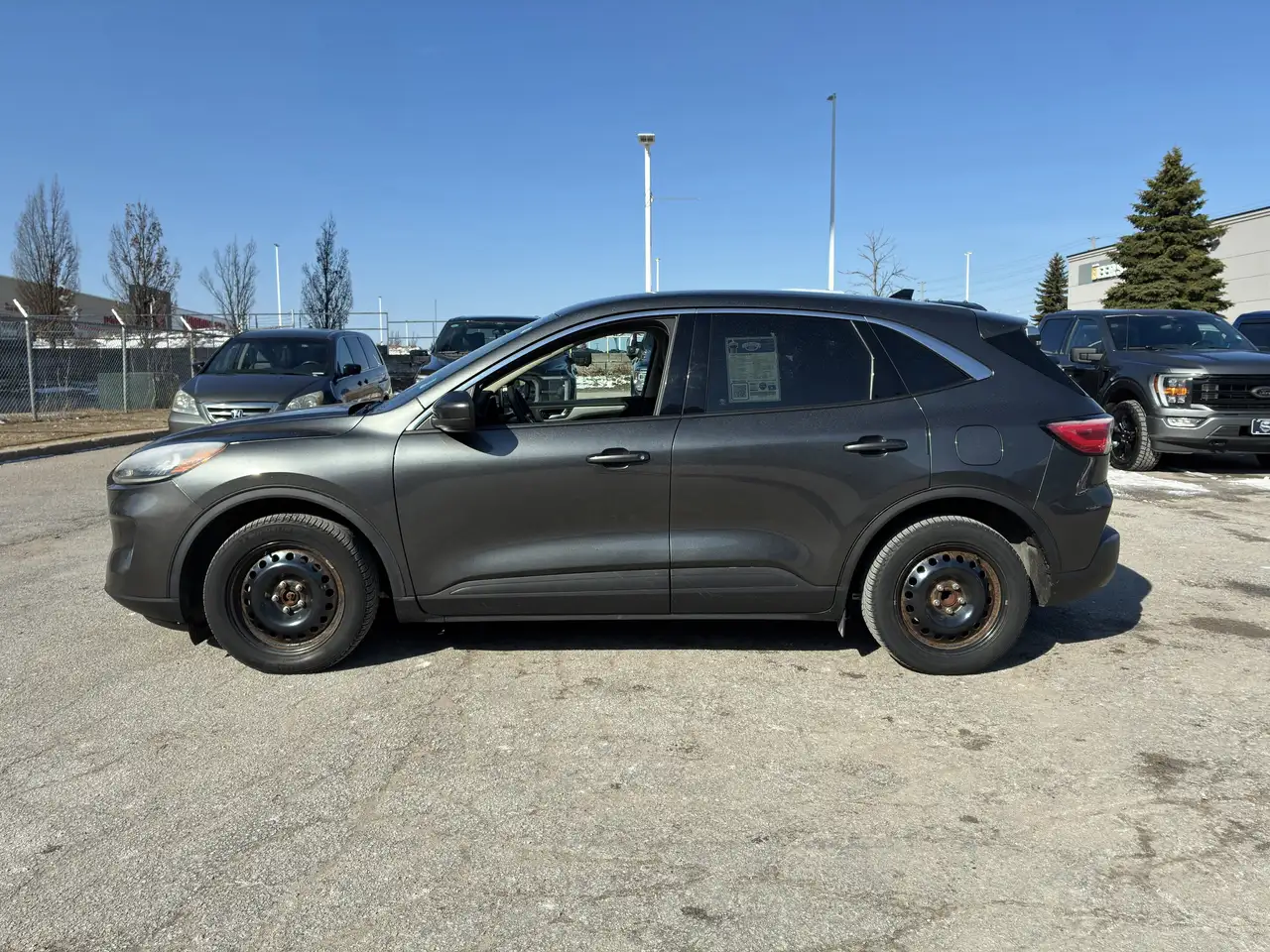 Ford Escape снимка Ford Escape