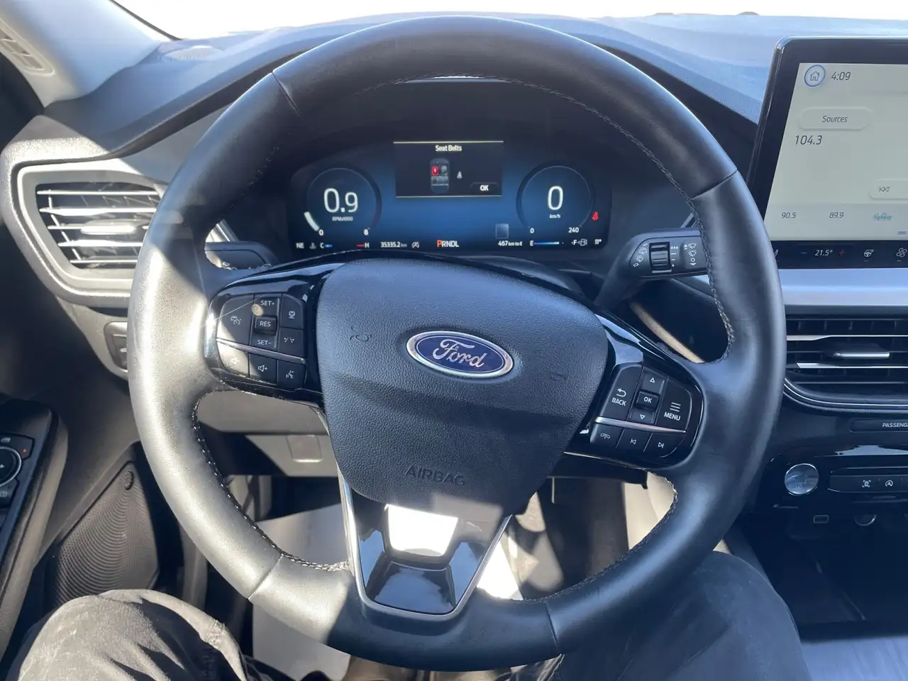 Ford Escape снимка Ford Escape