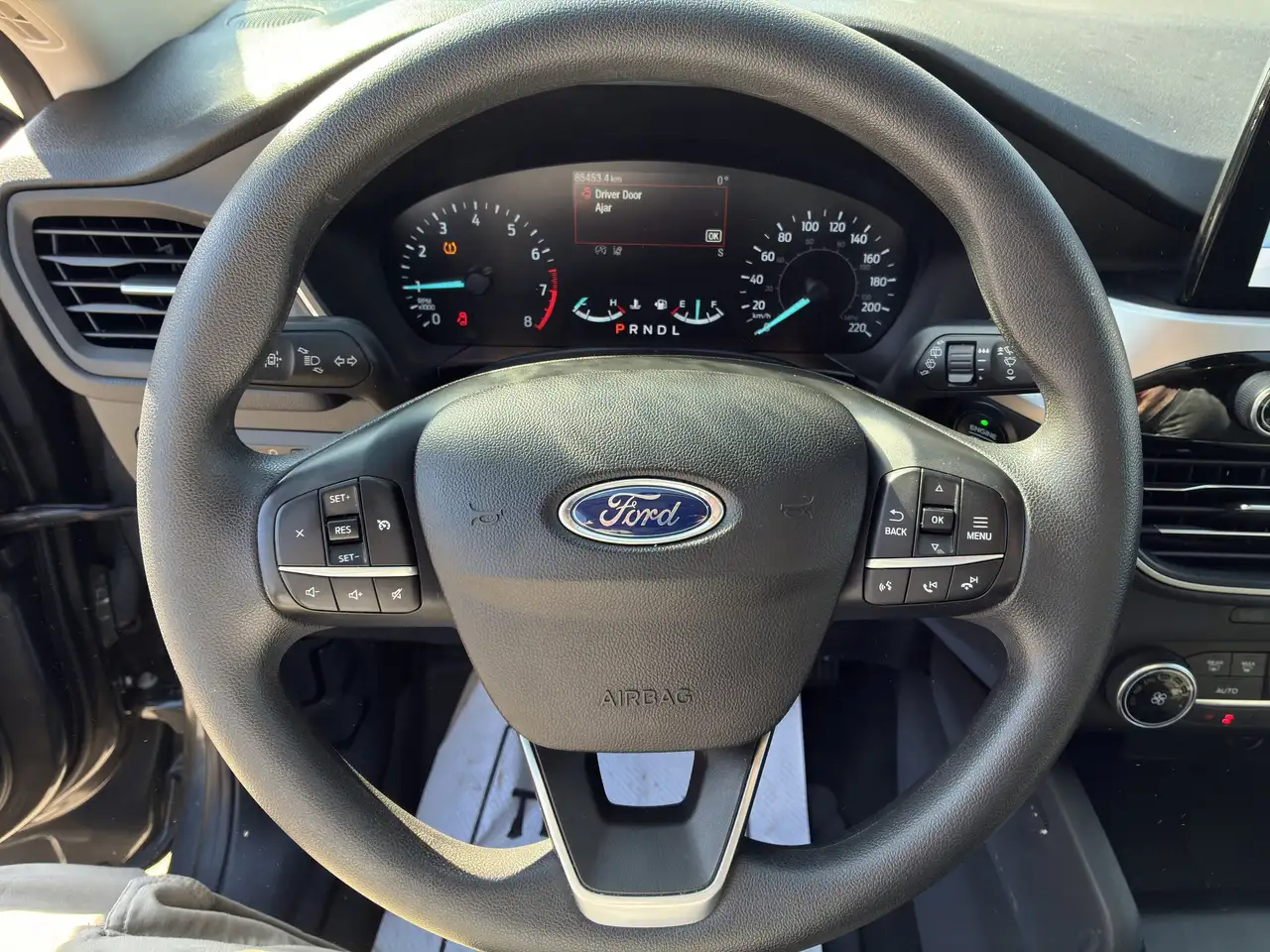 Ford Escape снимка Ford Escape