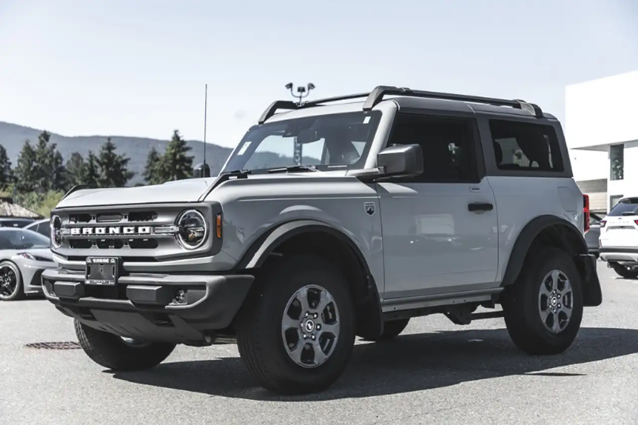 Ford Bronco снимка Ford Bronco