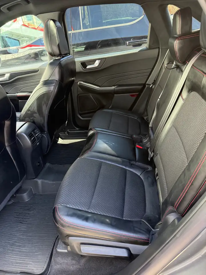 Ford Escape photo Ford Escape