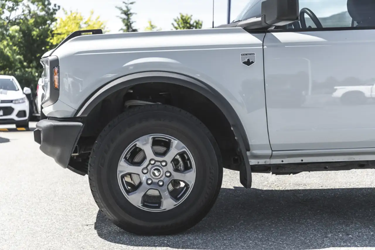 Ford Bronco снимка Ford Bronco