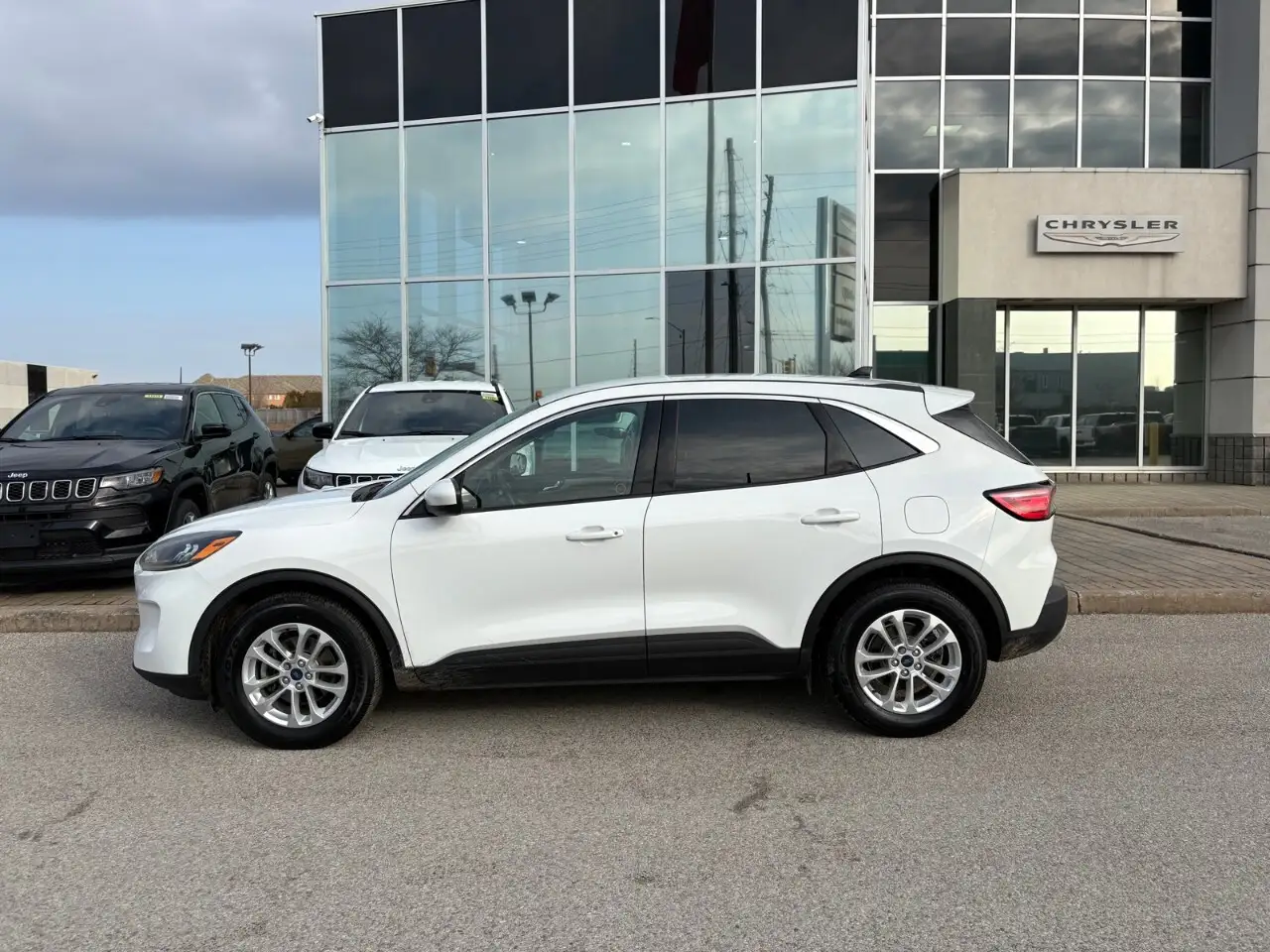 Ford Escape снимка Ford Escape