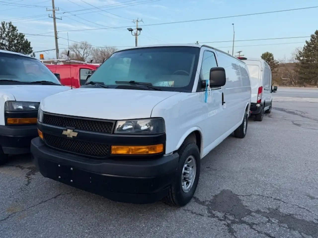 Chevrolet Express 2500 снимка Chevrolet Express 2500