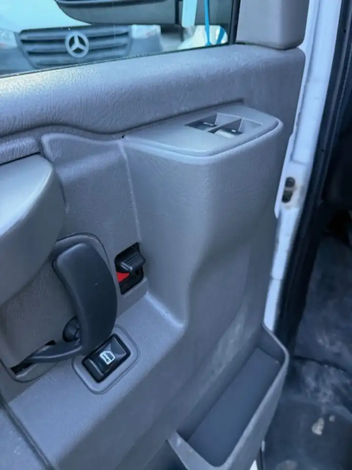 Chevrolet Express 2500 снимка Chevrolet Express 2500