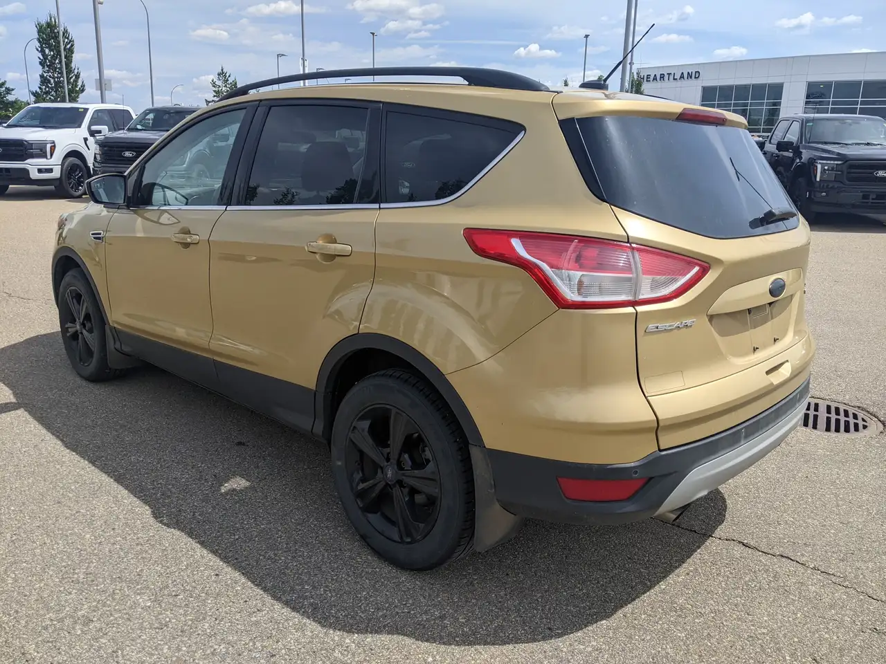 Ford Escape снимка Ford Escape