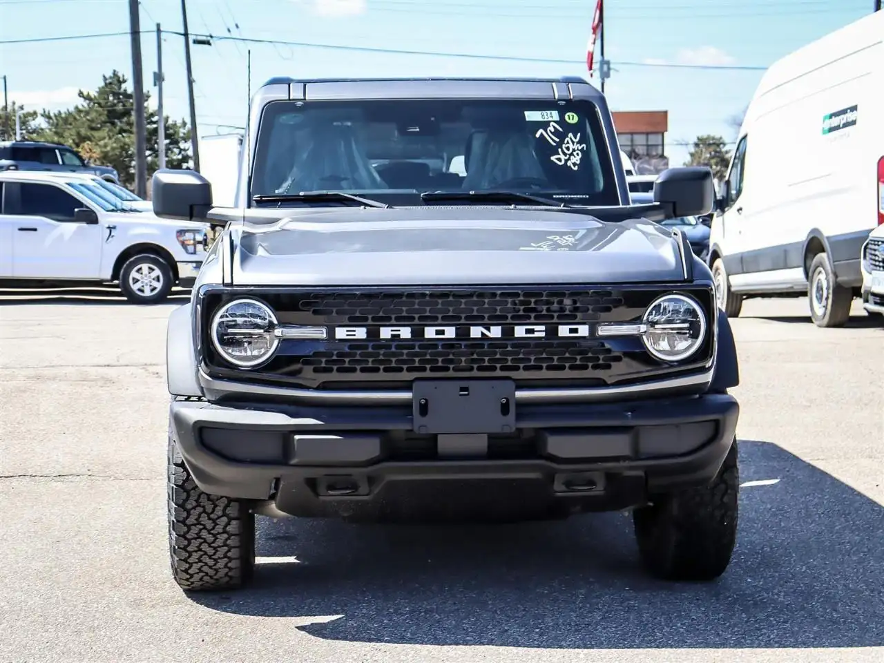 Ford Bronco photo Ford Bronco
