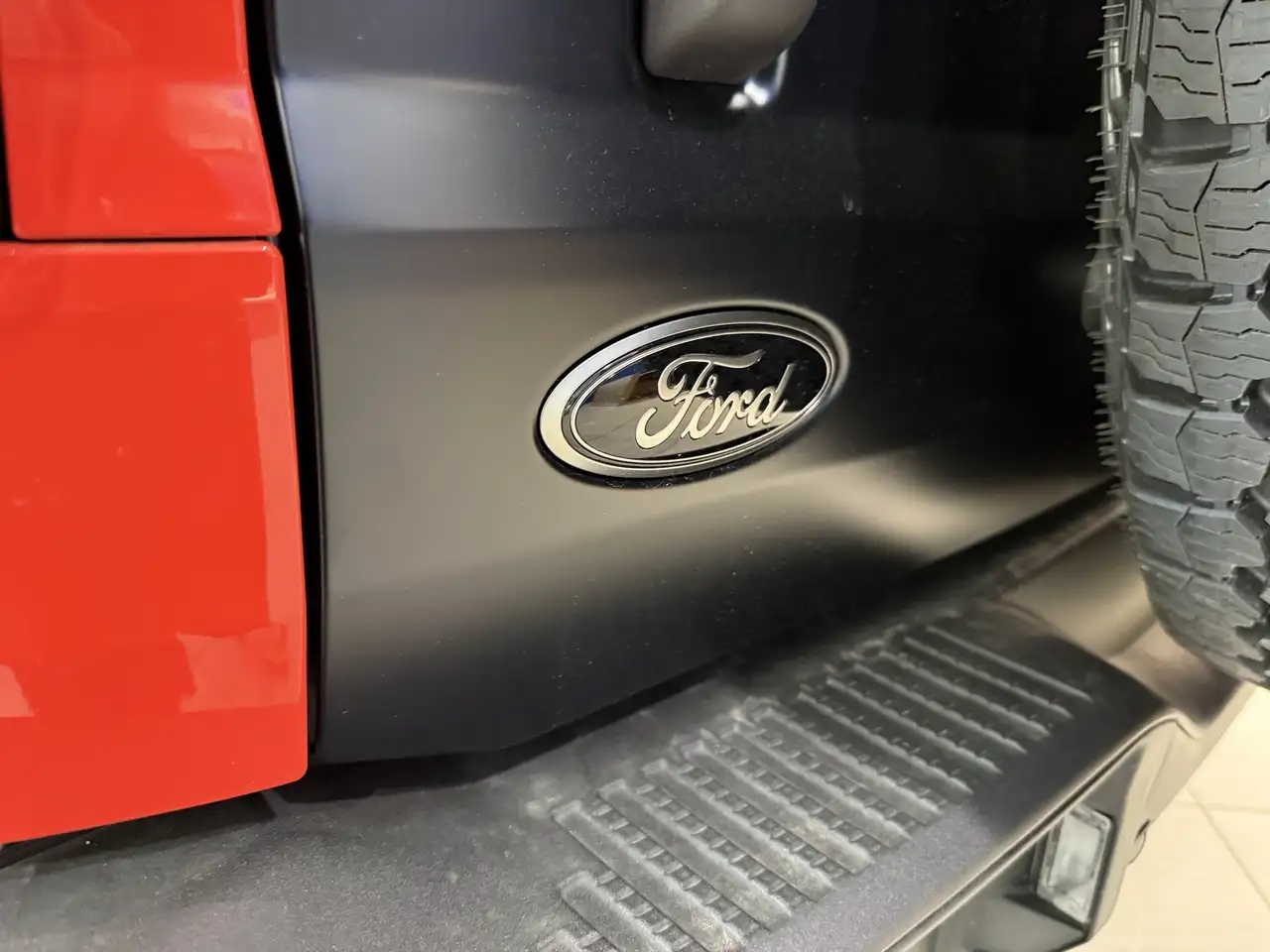 Ford Bronco photo Ford Bronco