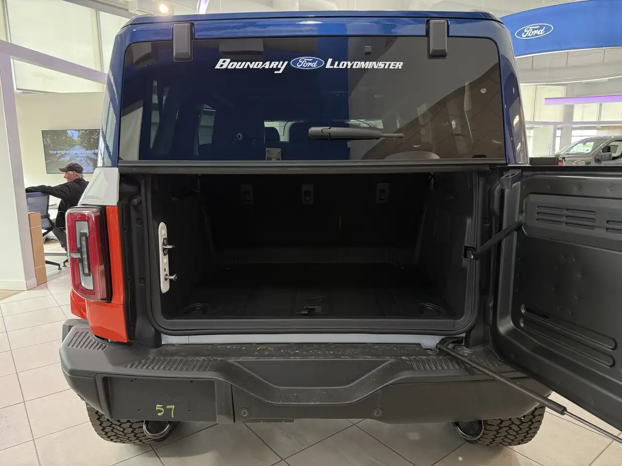 Ford Bronco photo Ford Bronco
