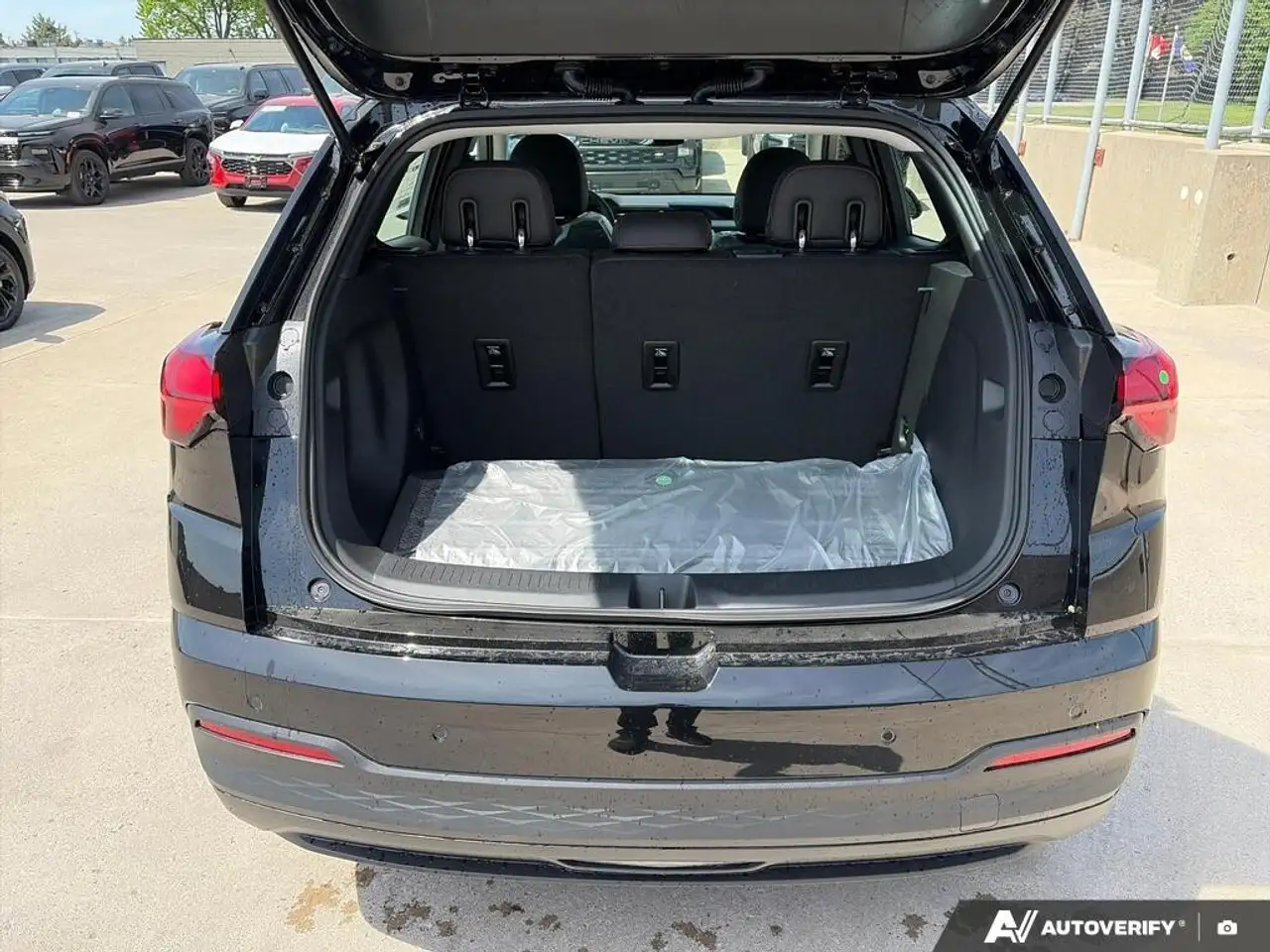 Chevrolet Bolt снимка Chevrolet Bolt