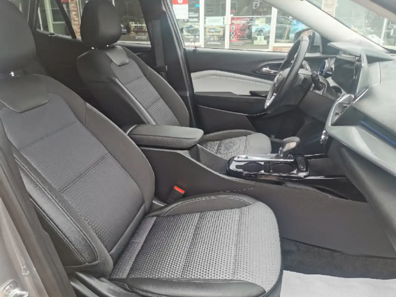 Chevrolet Trax снимка Chevrolet Trax