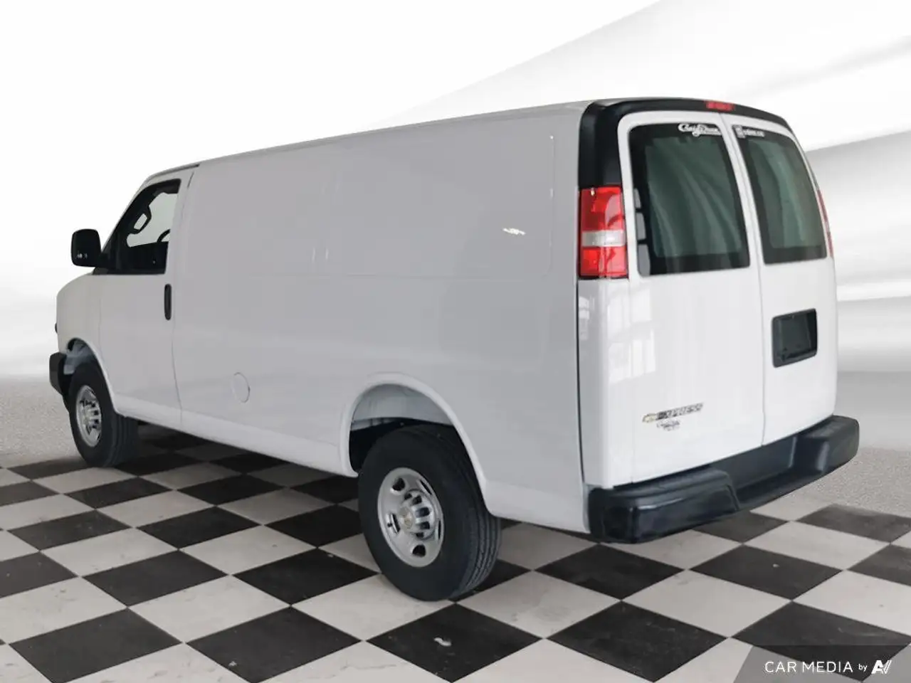 Chevrolet Express 2500 снимка Chevrolet Express 2500