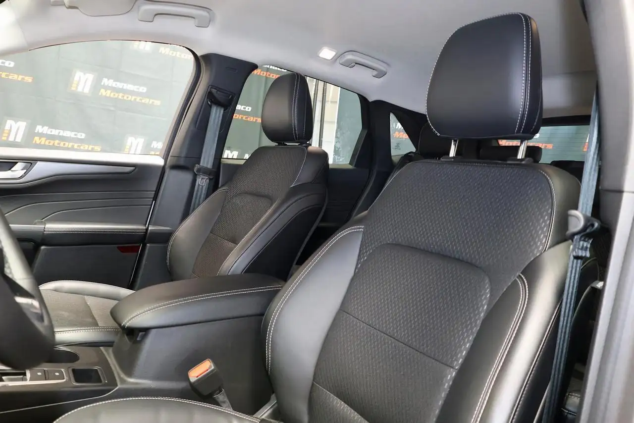 Ford Escape photo Ford Escape