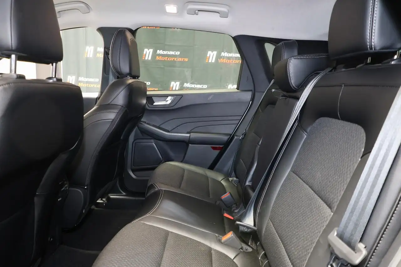 Ford Escape photo Ford Escape