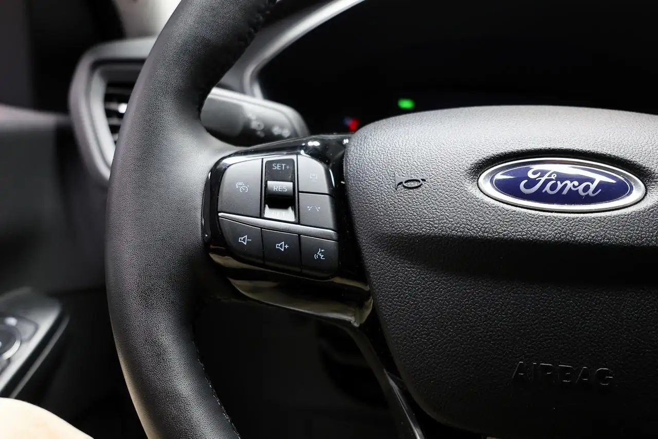 Ford Escape photo Ford Escape