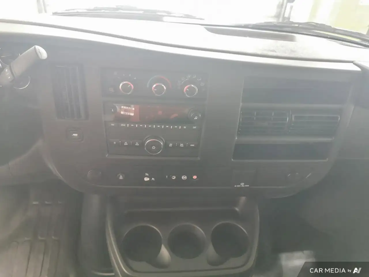 Chevrolet Express 2500 снимка Chevrolet Express 2500