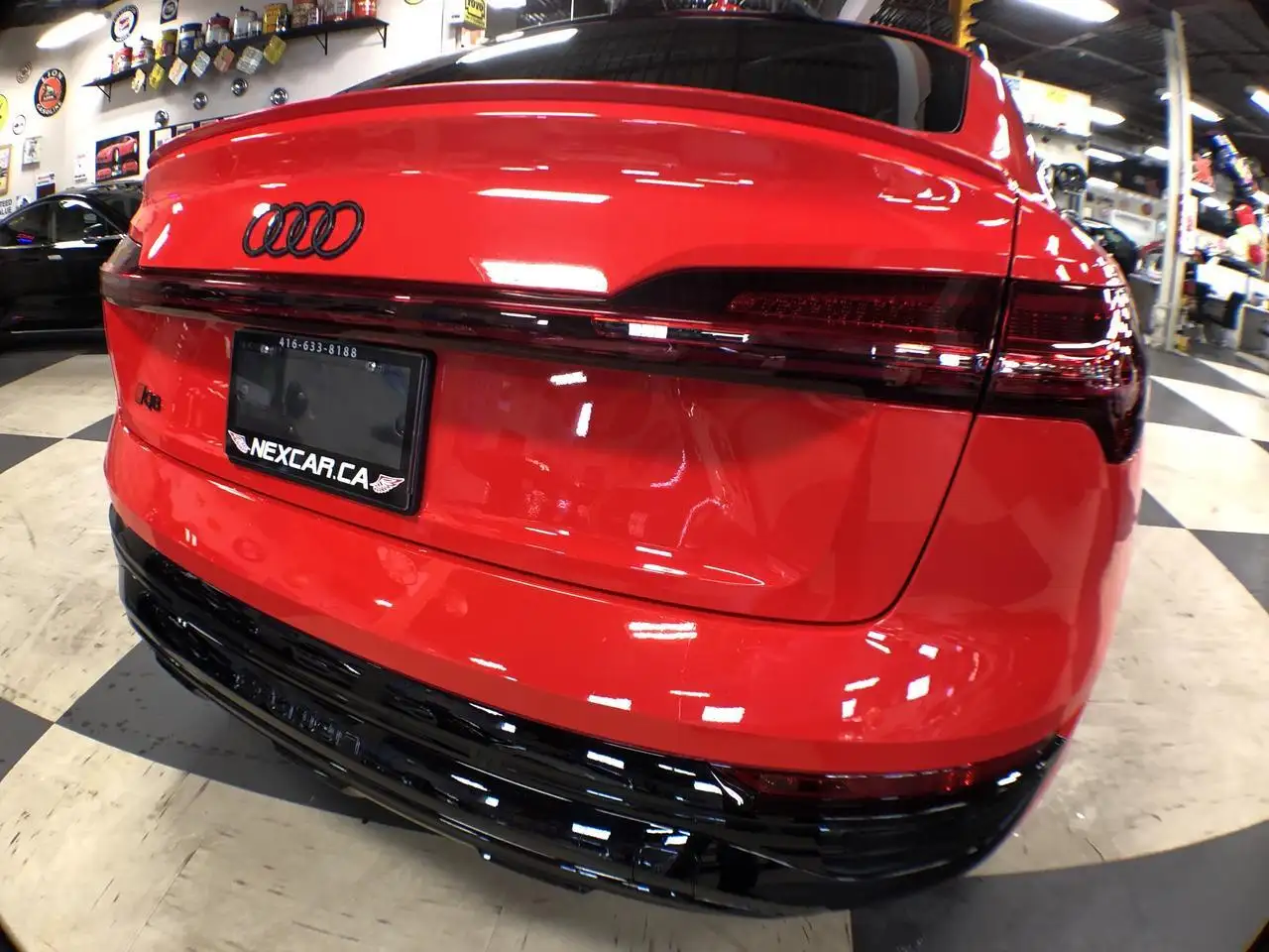 Audi Q8 e-tron photo Audi Q8 e-tron