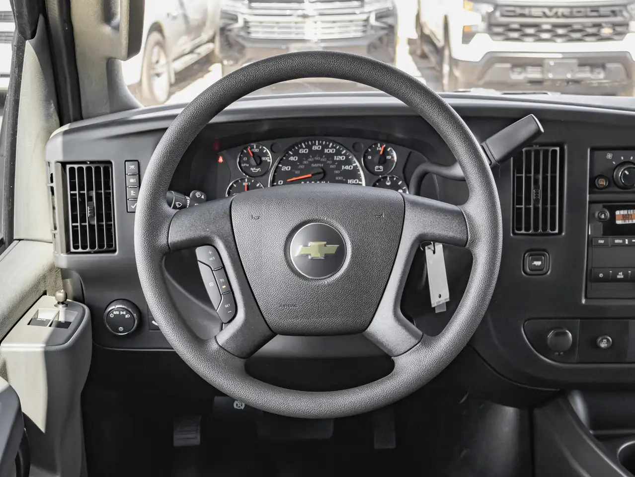 Chevrolet Express 3500 снимка Chevrolet Express 3500