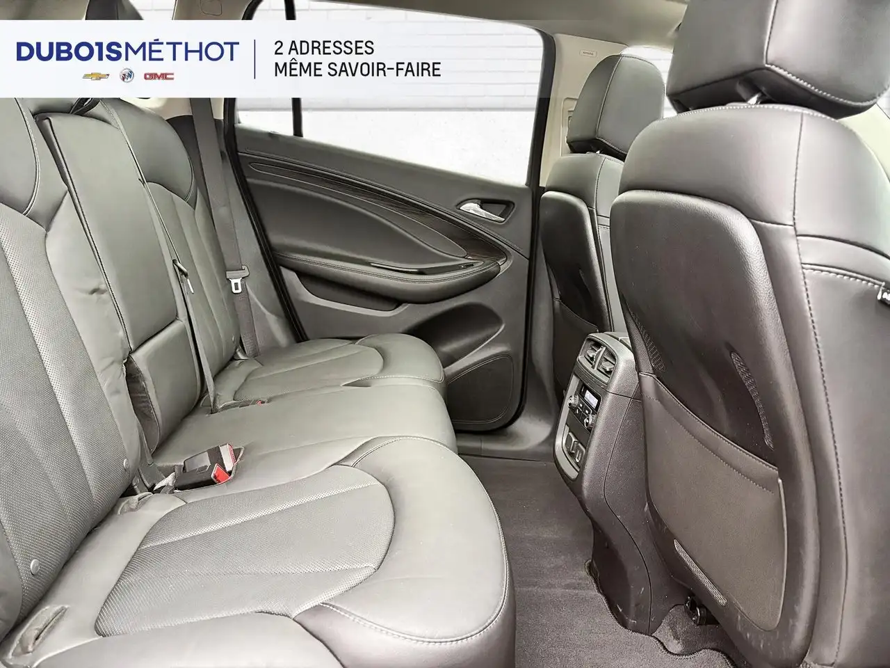 Buick Envision photo Buick Envision
