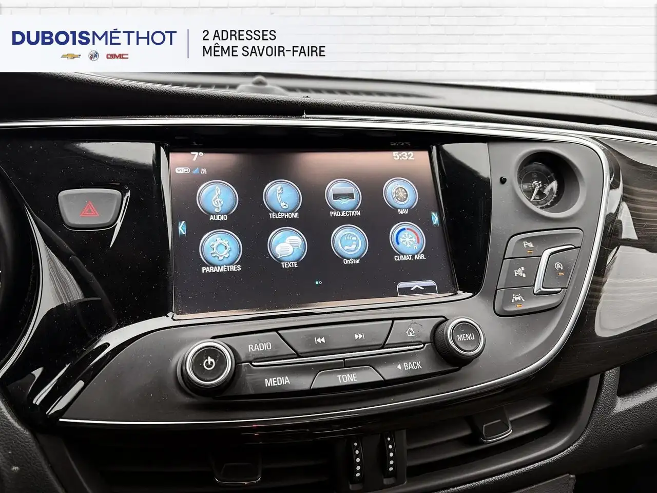 Buick Envision photo Buick Envision