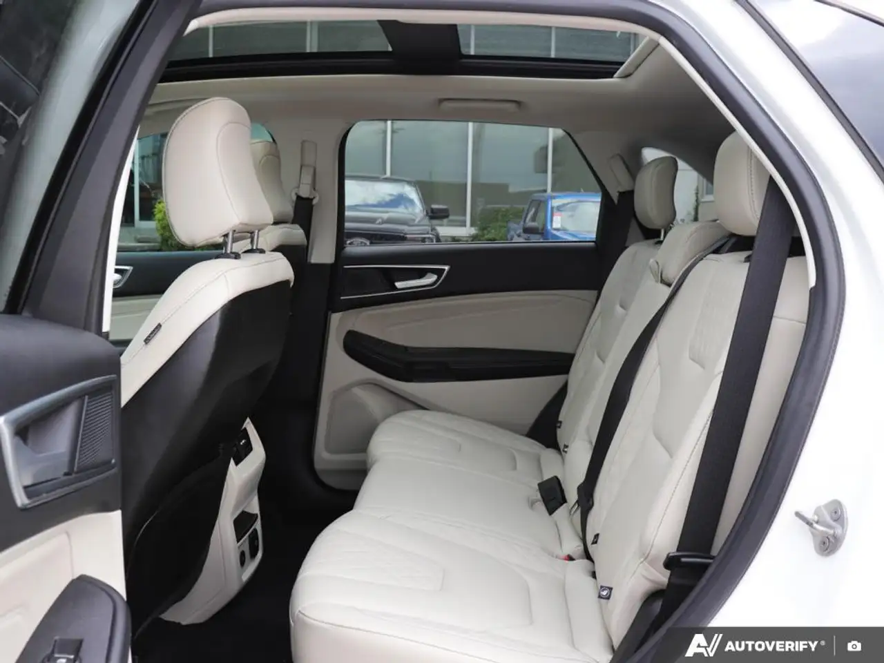 Ford Edge photo Ford Edge