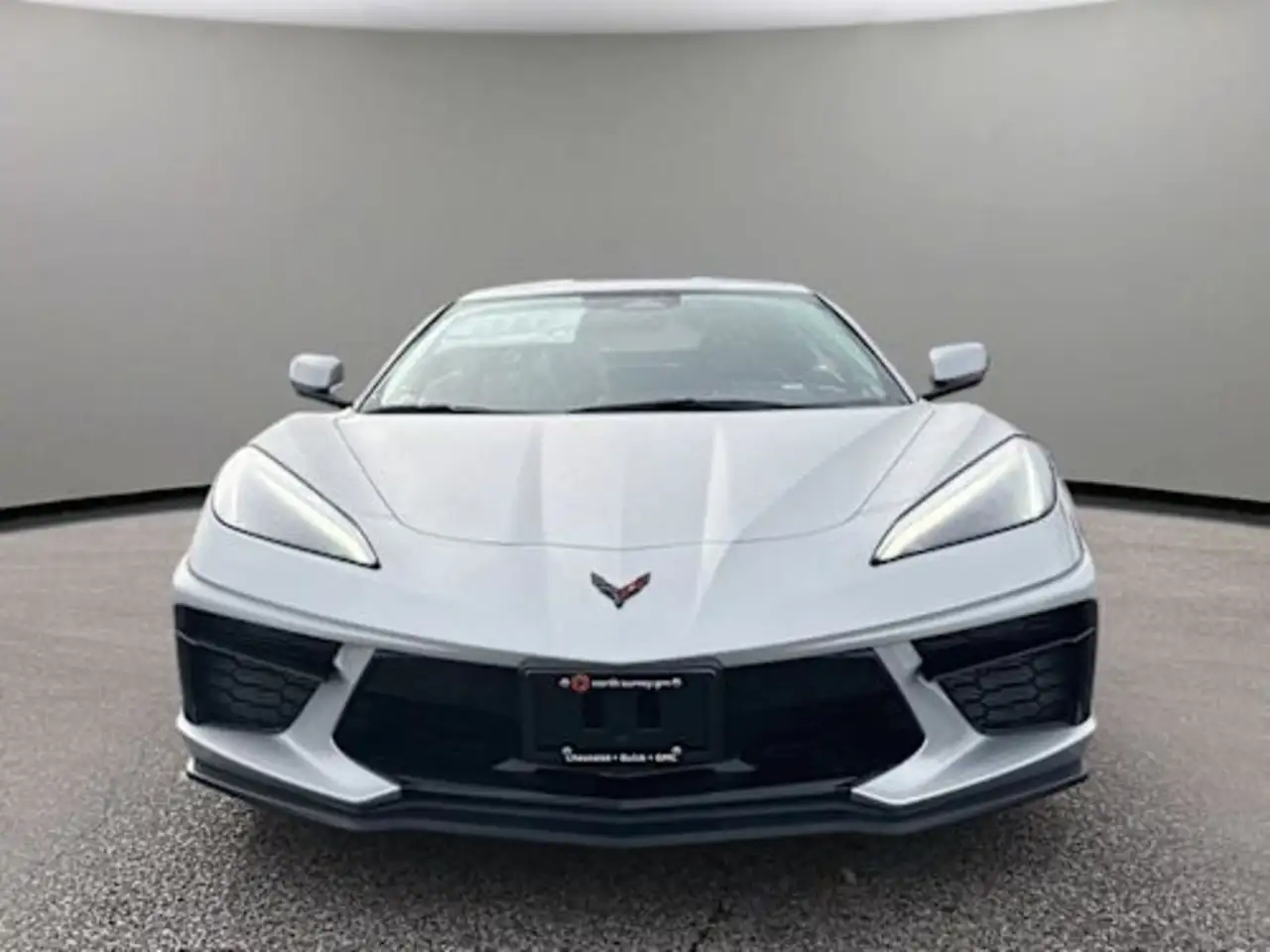 Chevrolet Corvette снимка Chevrolet Corvette