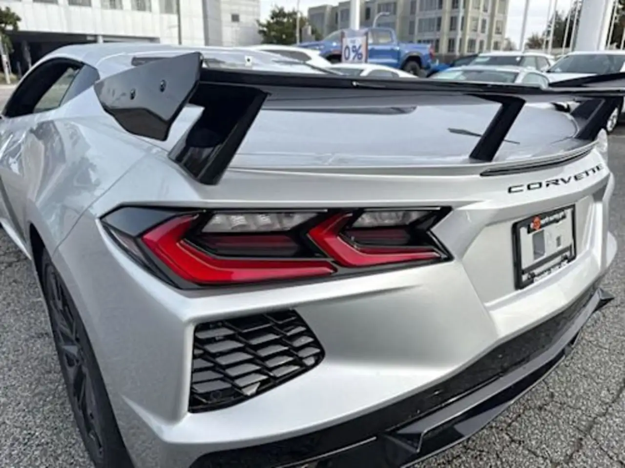 Chevrolet Corvette снимка Chevrolet Corvette