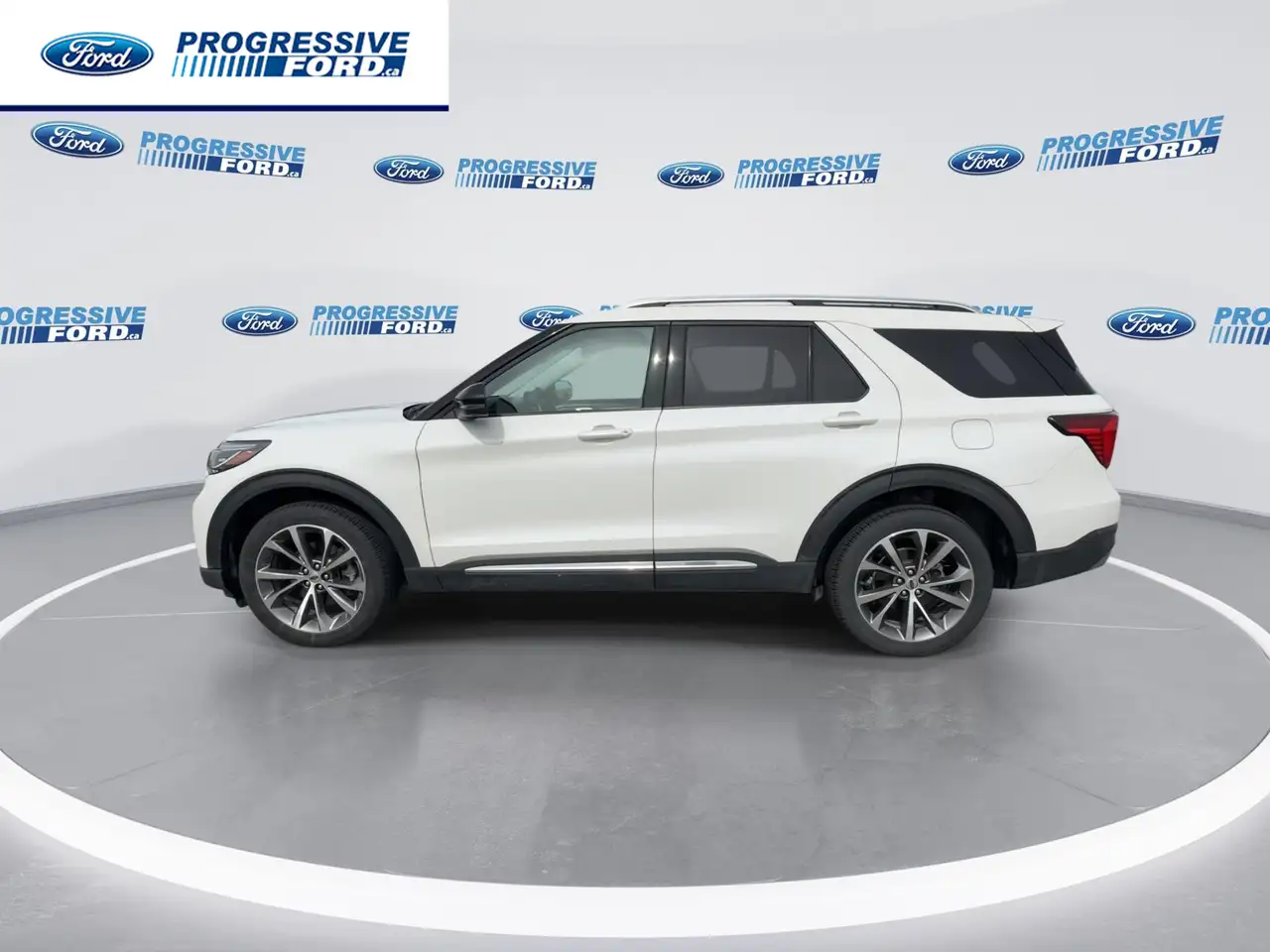 Ford Explorer photo Ford Explorer