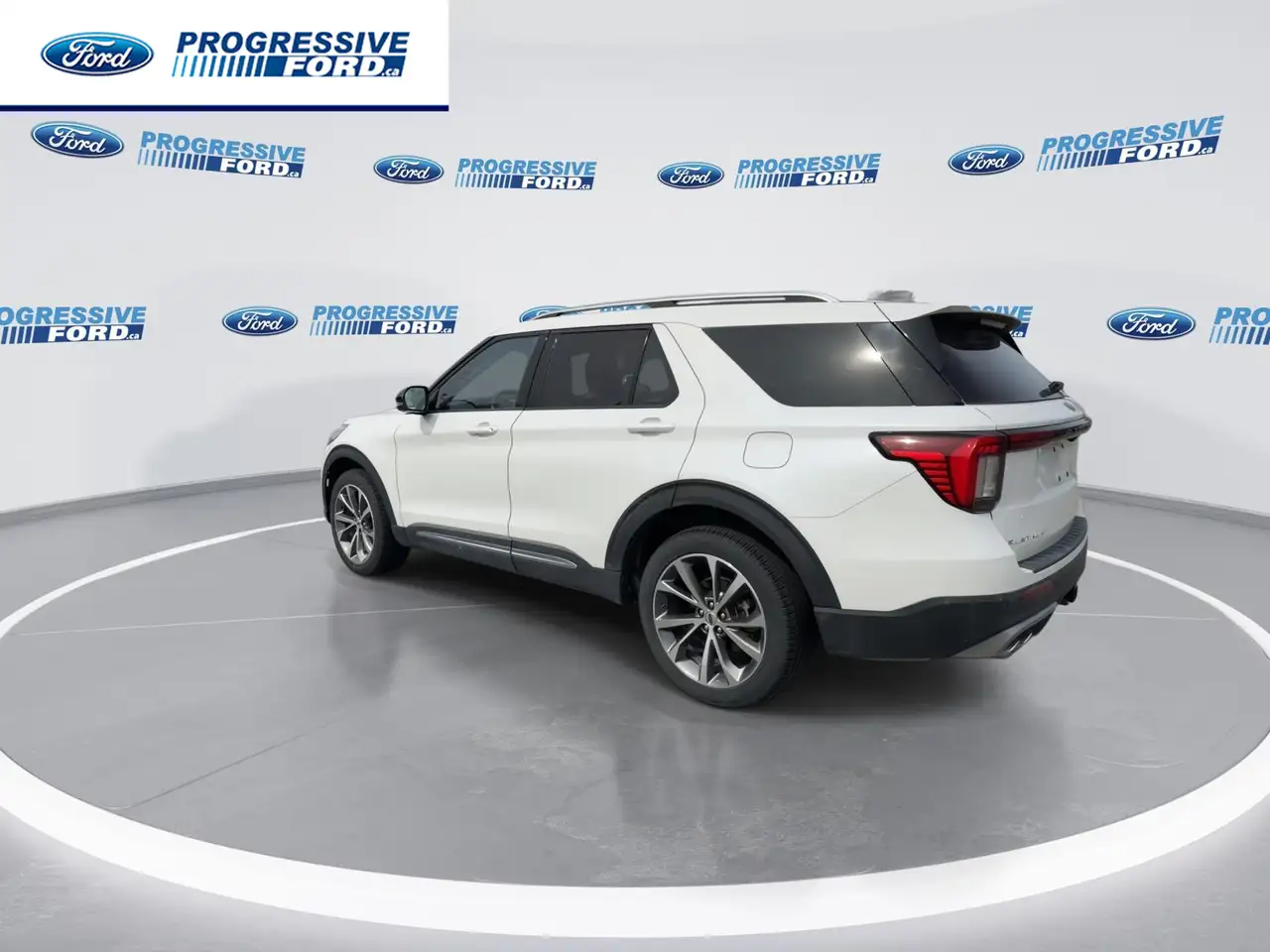 Ford Explorer photo Ford Explorer