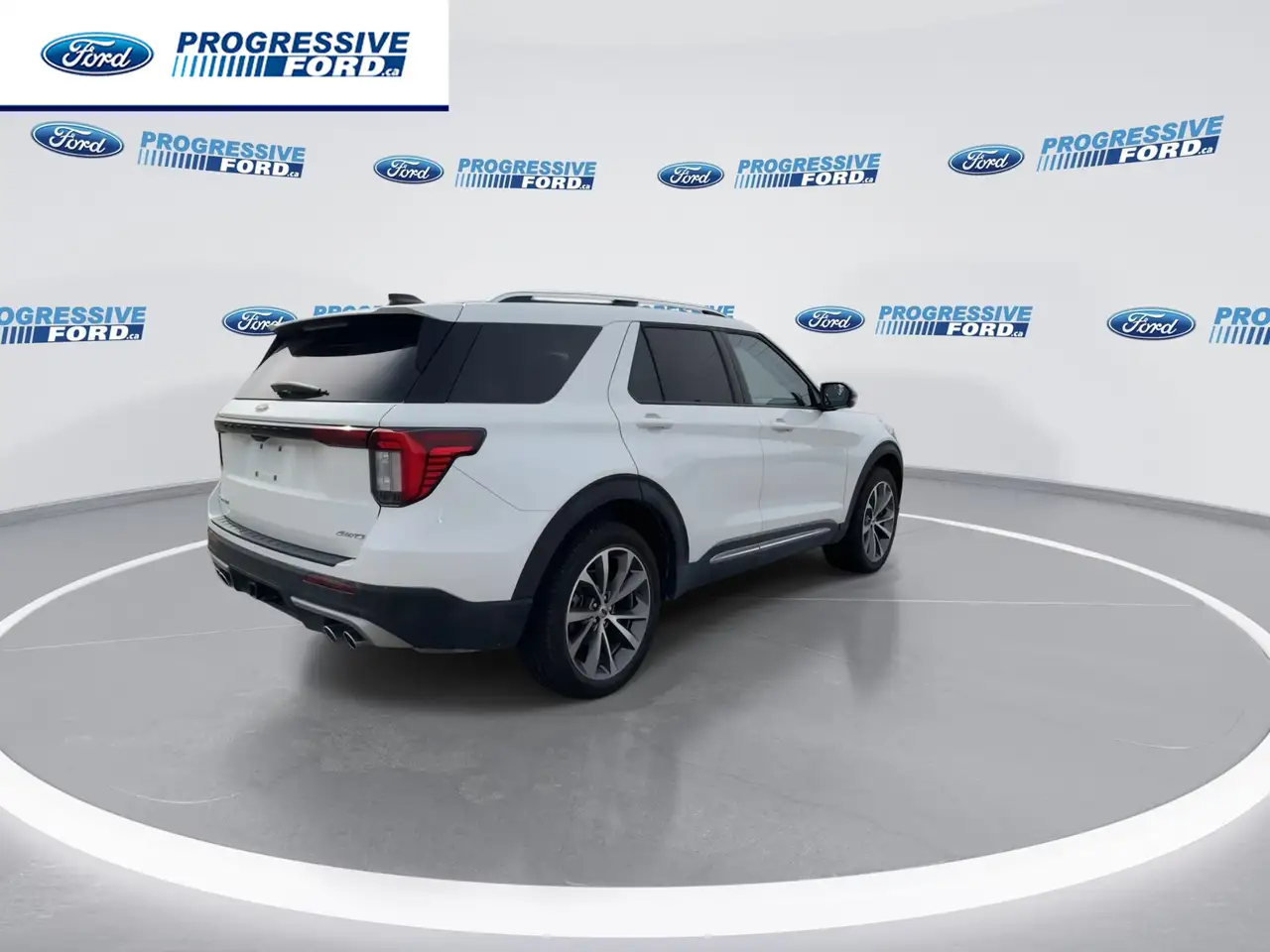 Ford Explorer photo Ford Explorer