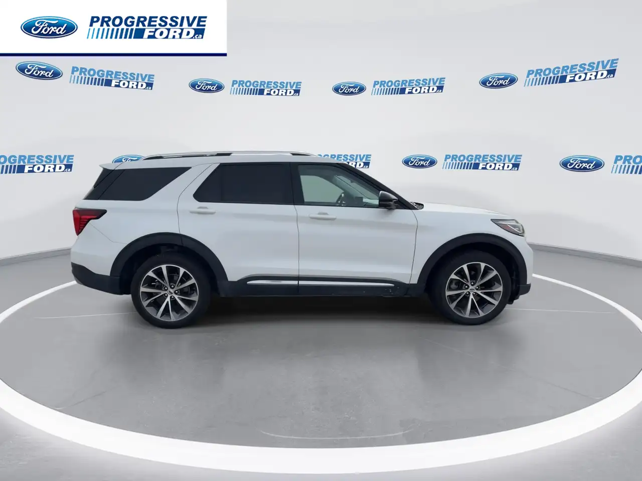 Ford Explorer photo Ford Explorer