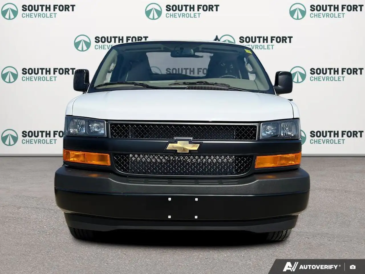 Chevrolet Express 2500 снимка Chevrolet Express 2500