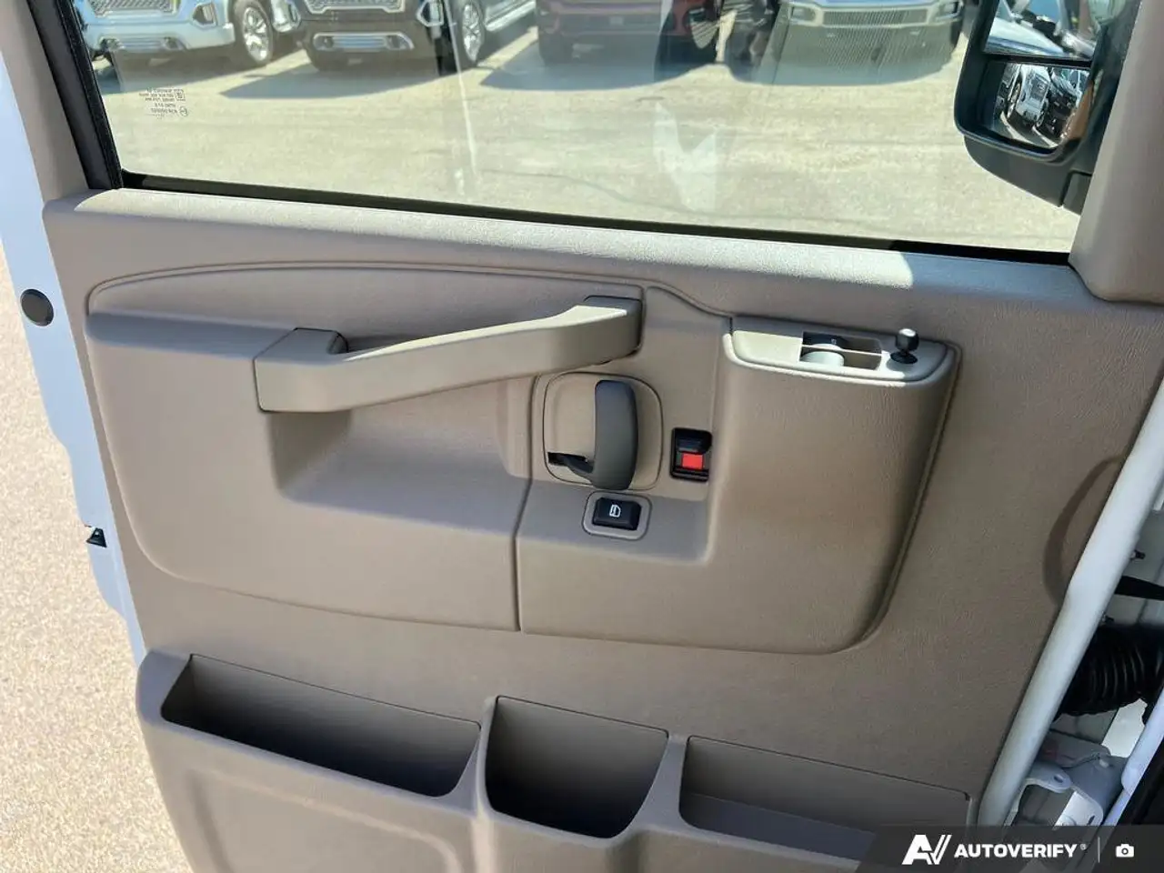 Chevrolet Express 2500 снимка Chevrolet Express 2500