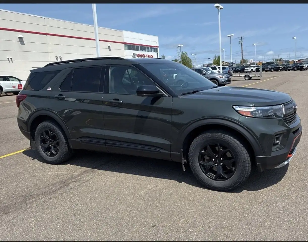 2022 Ford Explorer