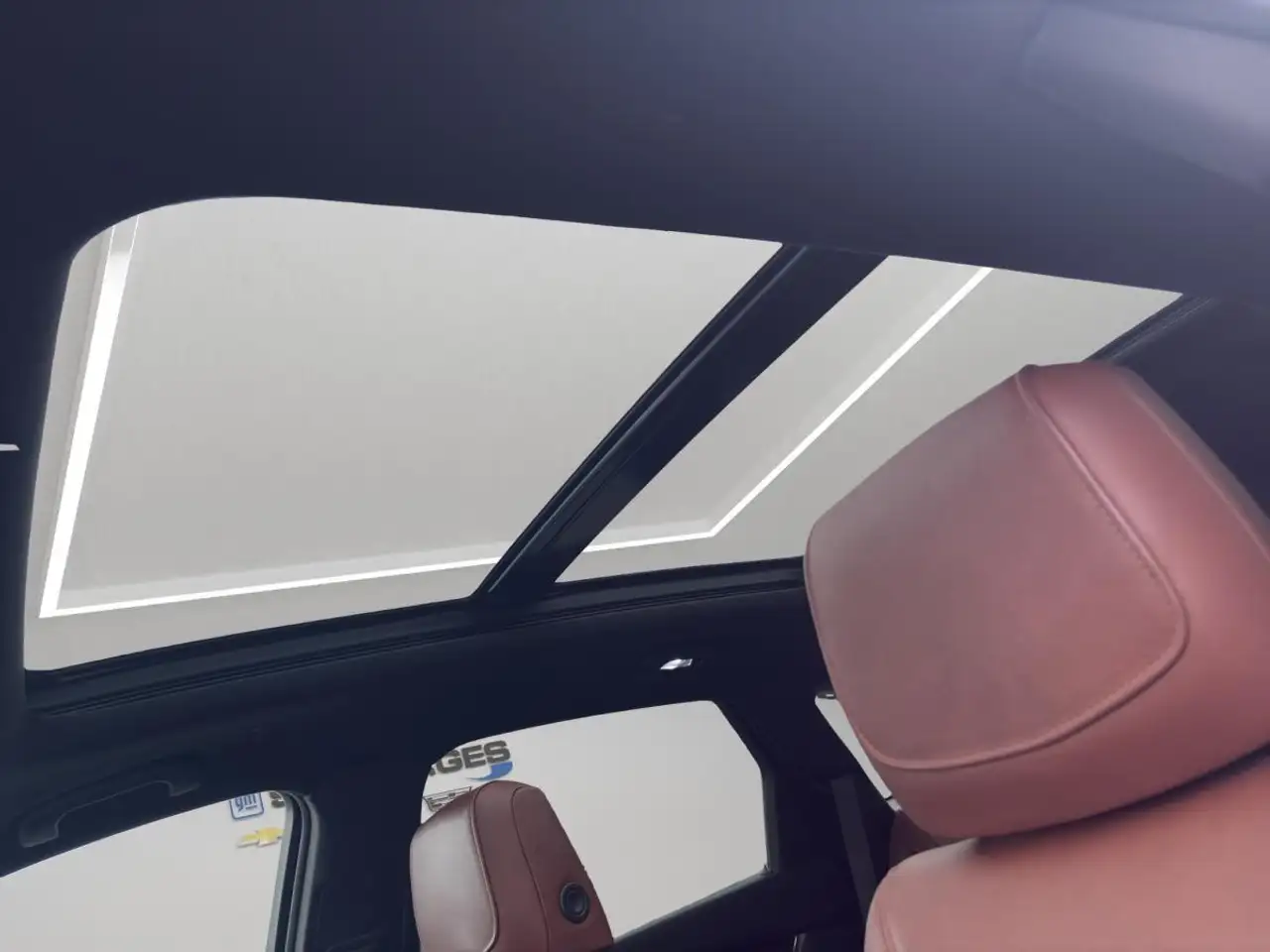 Cadillac XT5 снимка Cadillac XT5