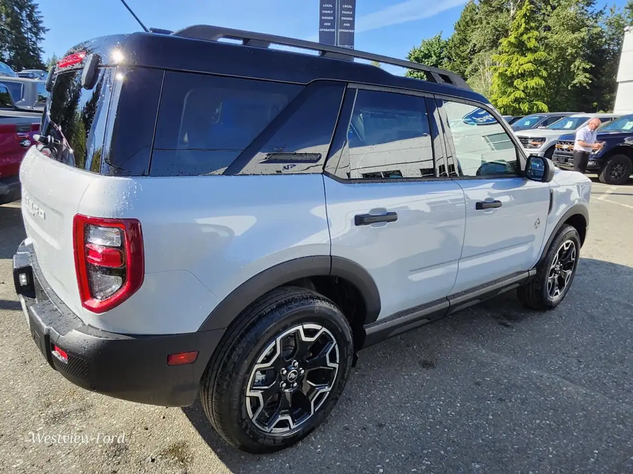 Ford Bronco Sport photo Ford Bronco Sport